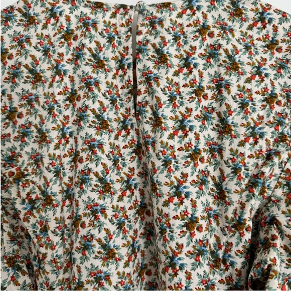 Blair Dress in Cream Fleurs D’avignon - Picture 8 of 9